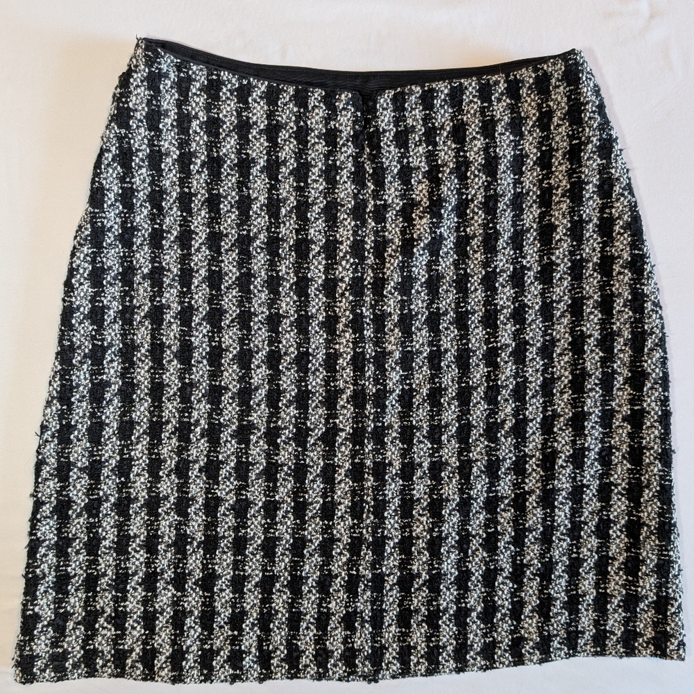 Ann Taylor Black & White Textured Tweed Skirt Size 8 - Picture 4 of 7